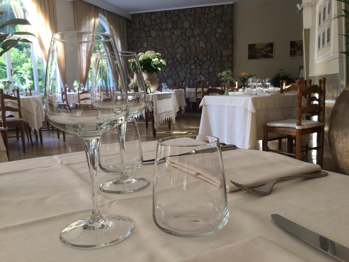 Hotel Ristorante Tipico Terme 皮尼亚 外观 照片