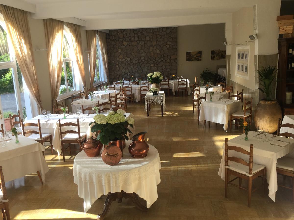 Hotel Ristorante Tipico Terme 皮尼亚 外观 照片